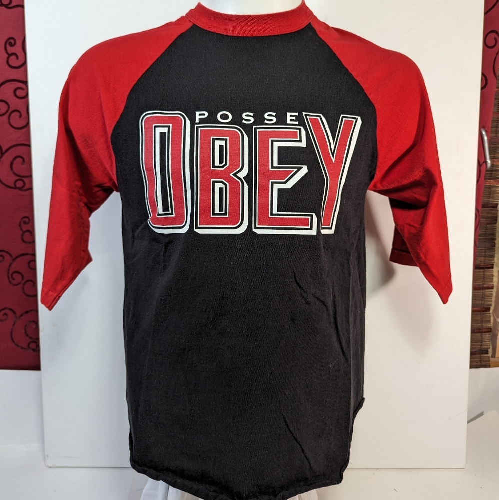 Obey Shirt Mens Medium Raglan Red 3/4 Sleeve Posse Graphic Tee T-shirt